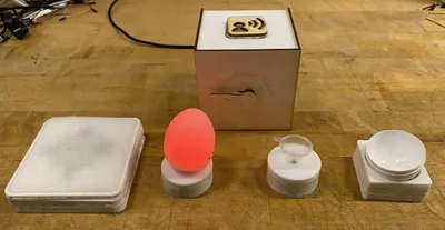 Figure 38: Prototype 01 - Updated cube
and controller set
