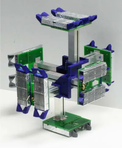 Figure 1: A single prismatic cube hardware module.